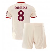 Bayern Munich Leon Goretzka #8 Tretí Detský futbalový dres 2024-25 Krátky Rukáv (+ trenírky)